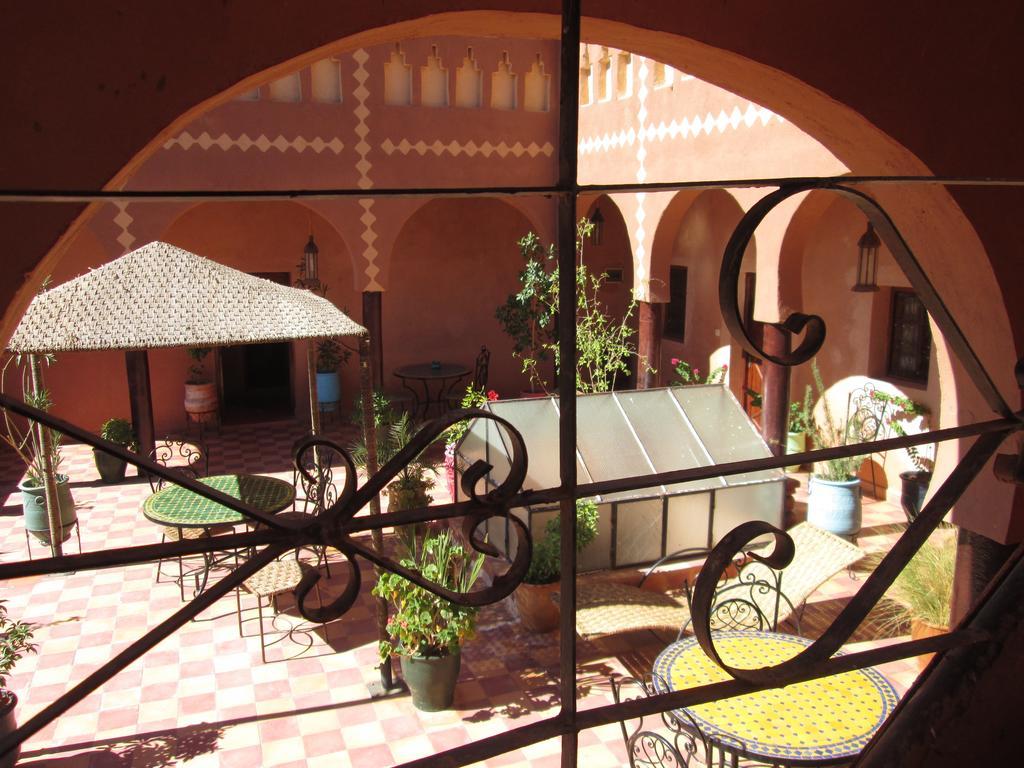 Hotel Kasbah Ounila Ait Benhaddou Exterior foto
