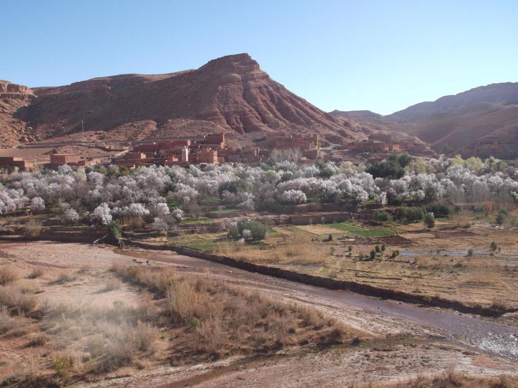 Hotel Kasbah Ounila Ait Benhaddou Exterior foto